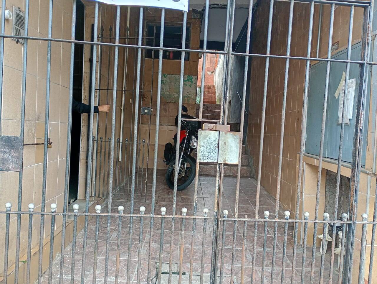 Casa, 6 quartos, 300 m² - Foto 2