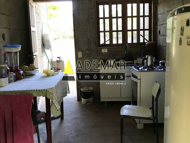 #2083 - Casa para Venda em Peruíbe - SP
