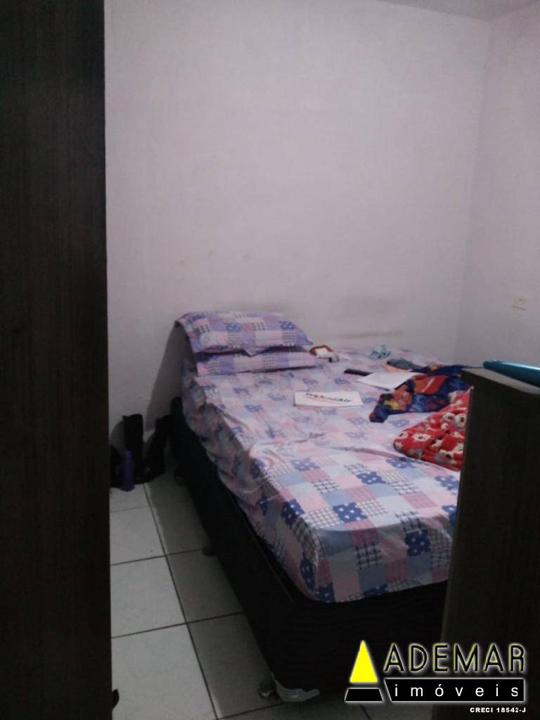 Casa à venda com 5 quartos, 125m² - Foto 9