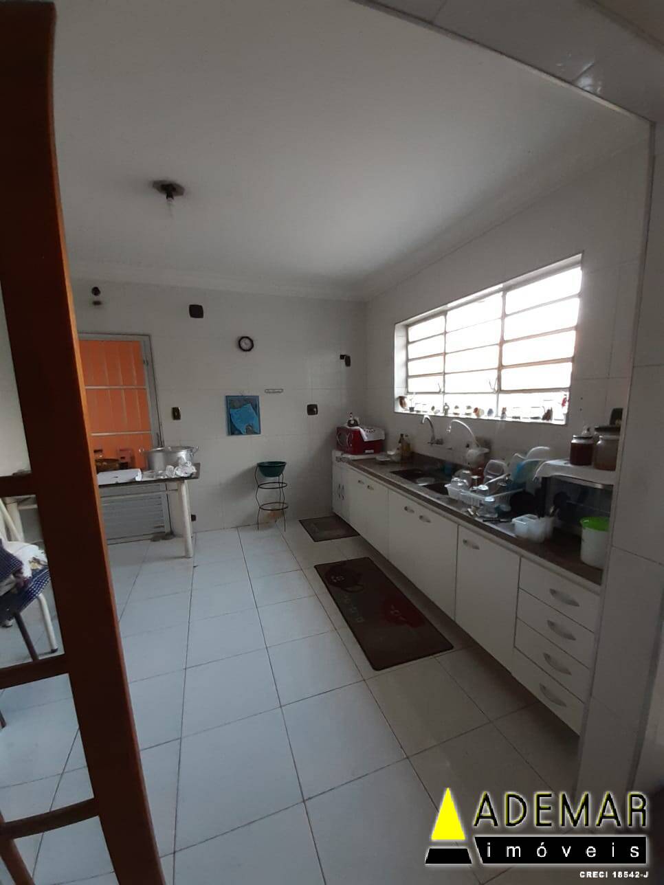 Casa, 4 quartos, 270 m² - Foto 4