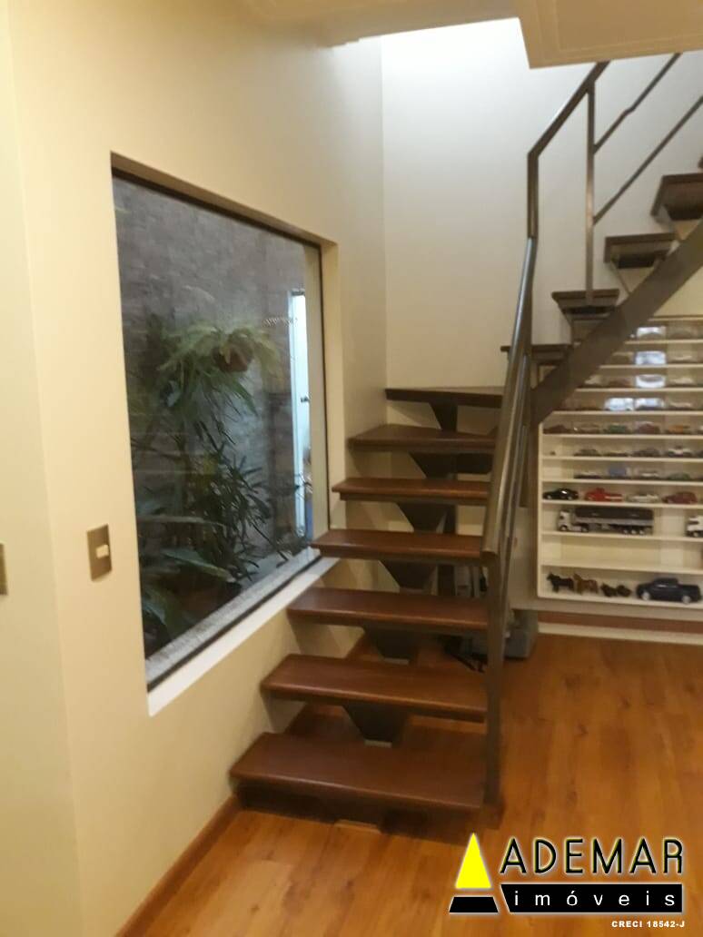 Casa, 4 quartos, 299 m² - Foto 3