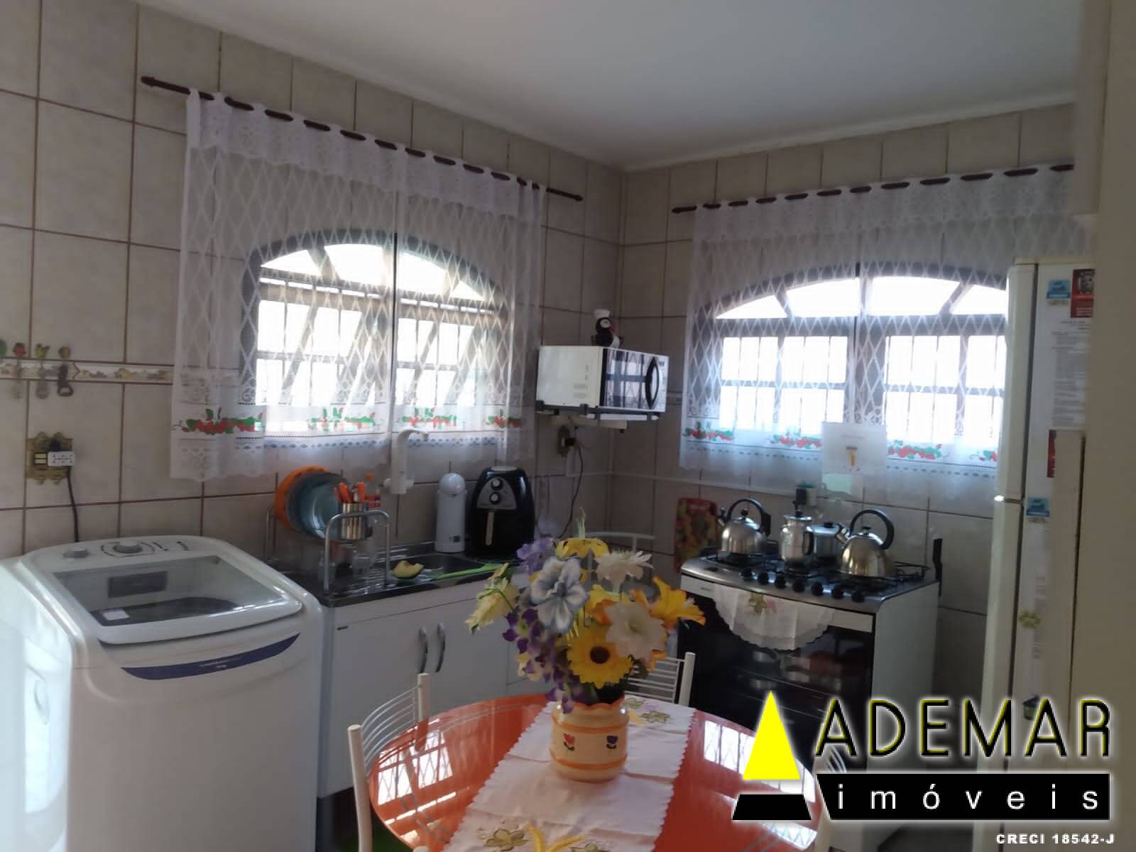 Casa, 6 quartos, 125 m² - Foto 4