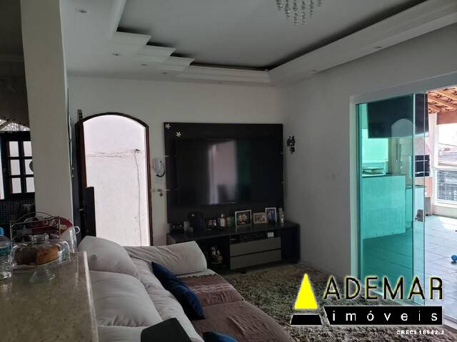 Casa, 2 quartos, 200 m² - Foto 1