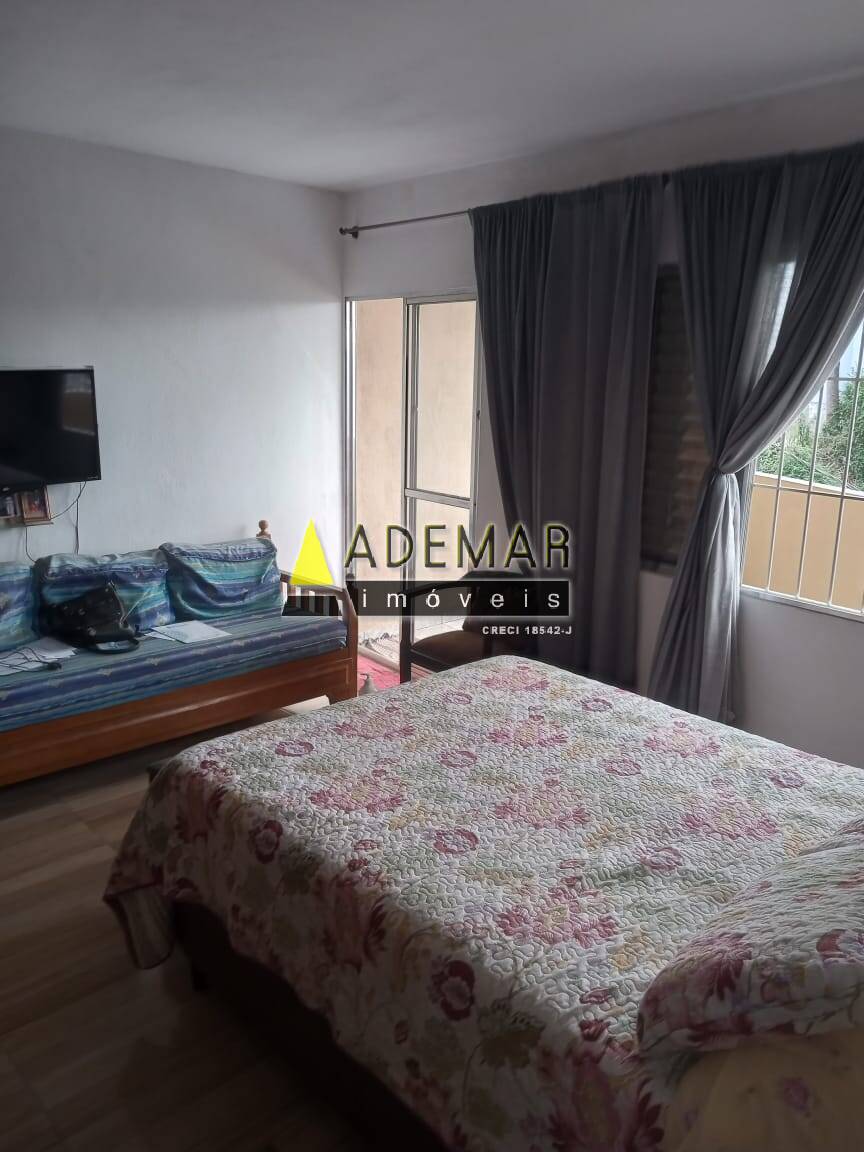Casa para alugar com 2 quartos, 70m² - Foto 9