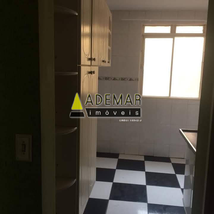 Apartamento à venda com 2 quartos, 46m² - Foto 1