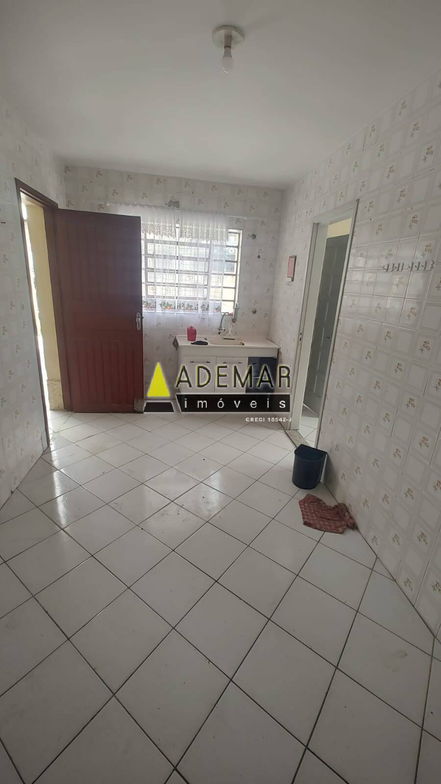 Casa à venda com 2 quartos, 127m² - Foto 8