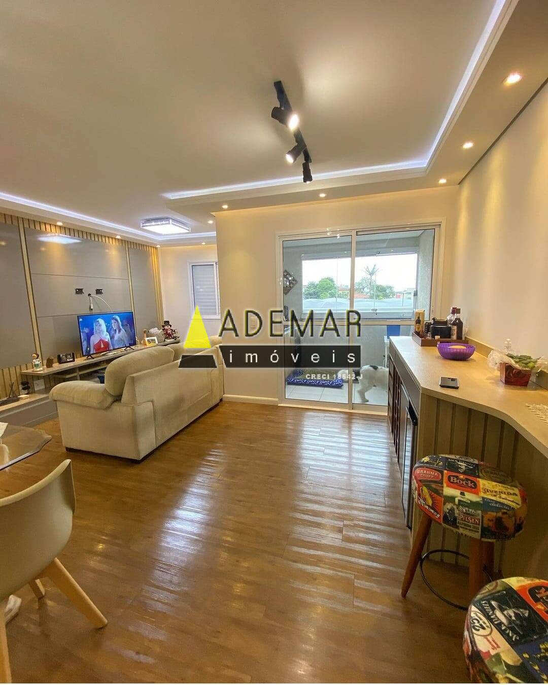 Apartamento à venda com 2 quartos, 67m² - Foto 9