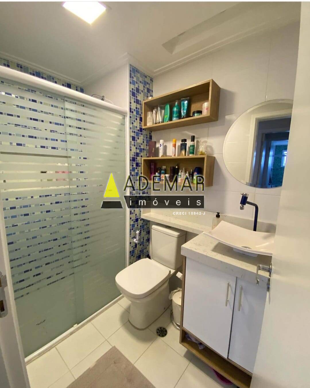 Apartamento à venda com 2 quartos, 67m² - Foto 11
