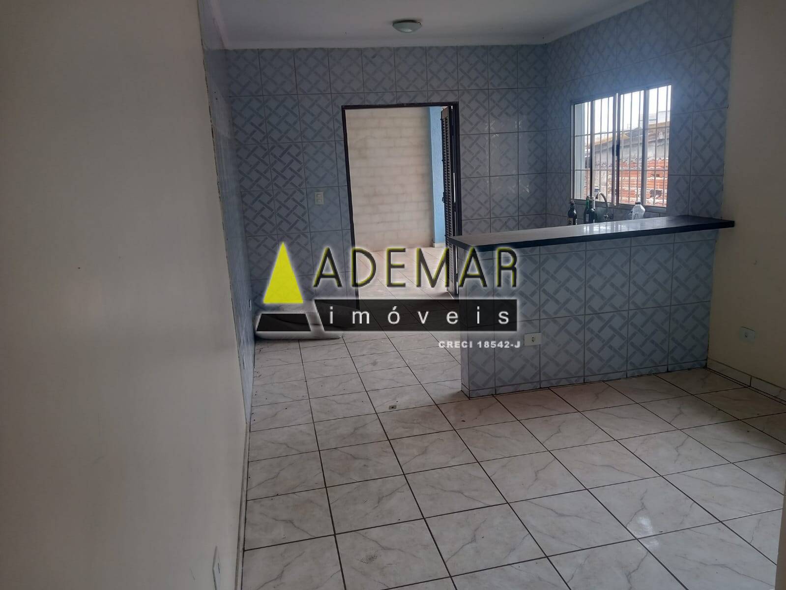 Casa, 5 quartos, 240 m² - Foto 1