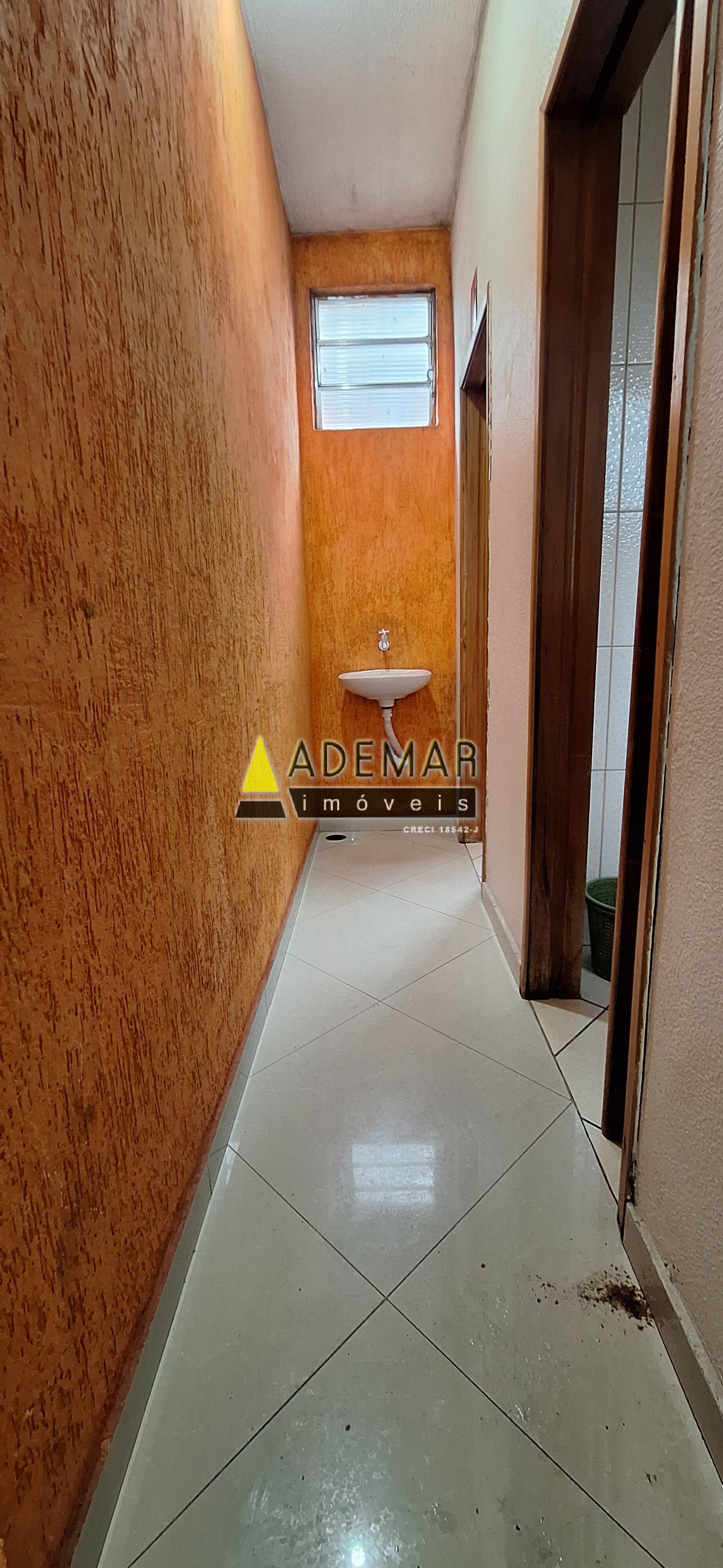 Casa à venda com 2 quartos - Foto 4