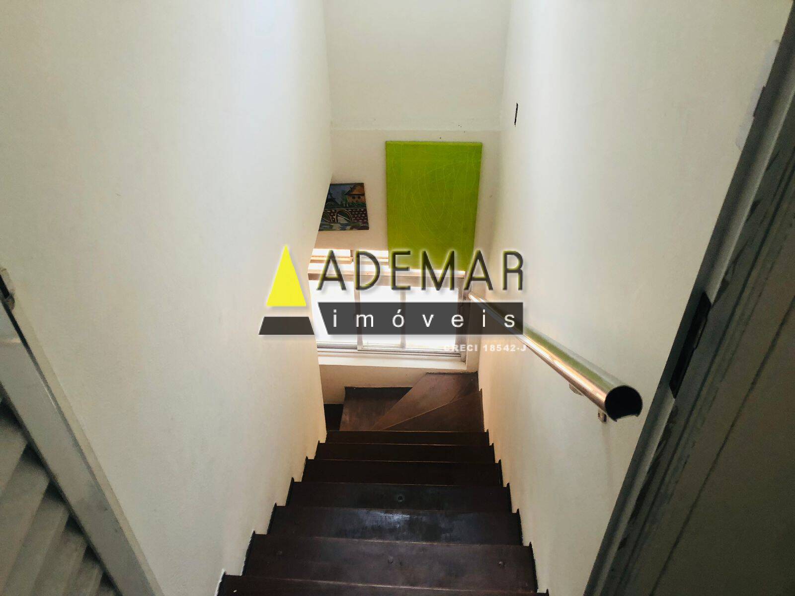 Casa à venda com 3 quartos, 150m² - Foto 9