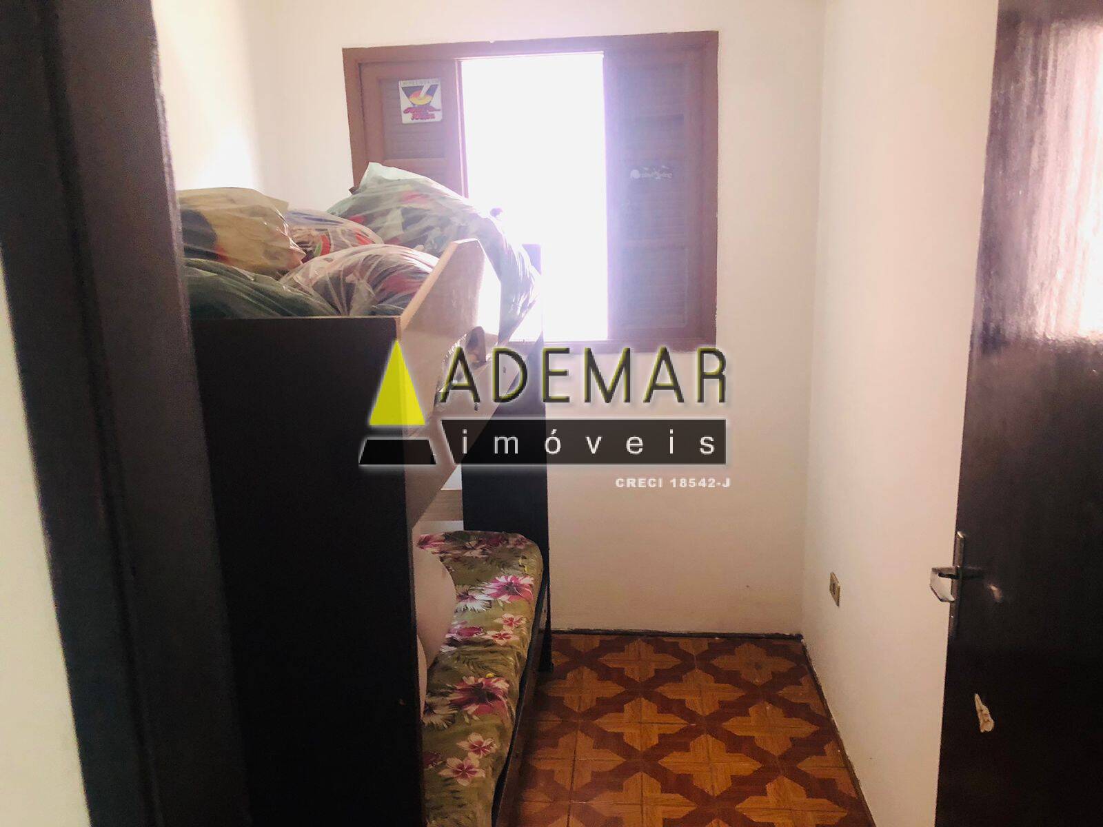 Casa à venda com 3 quartos, 150m² - Foto 11