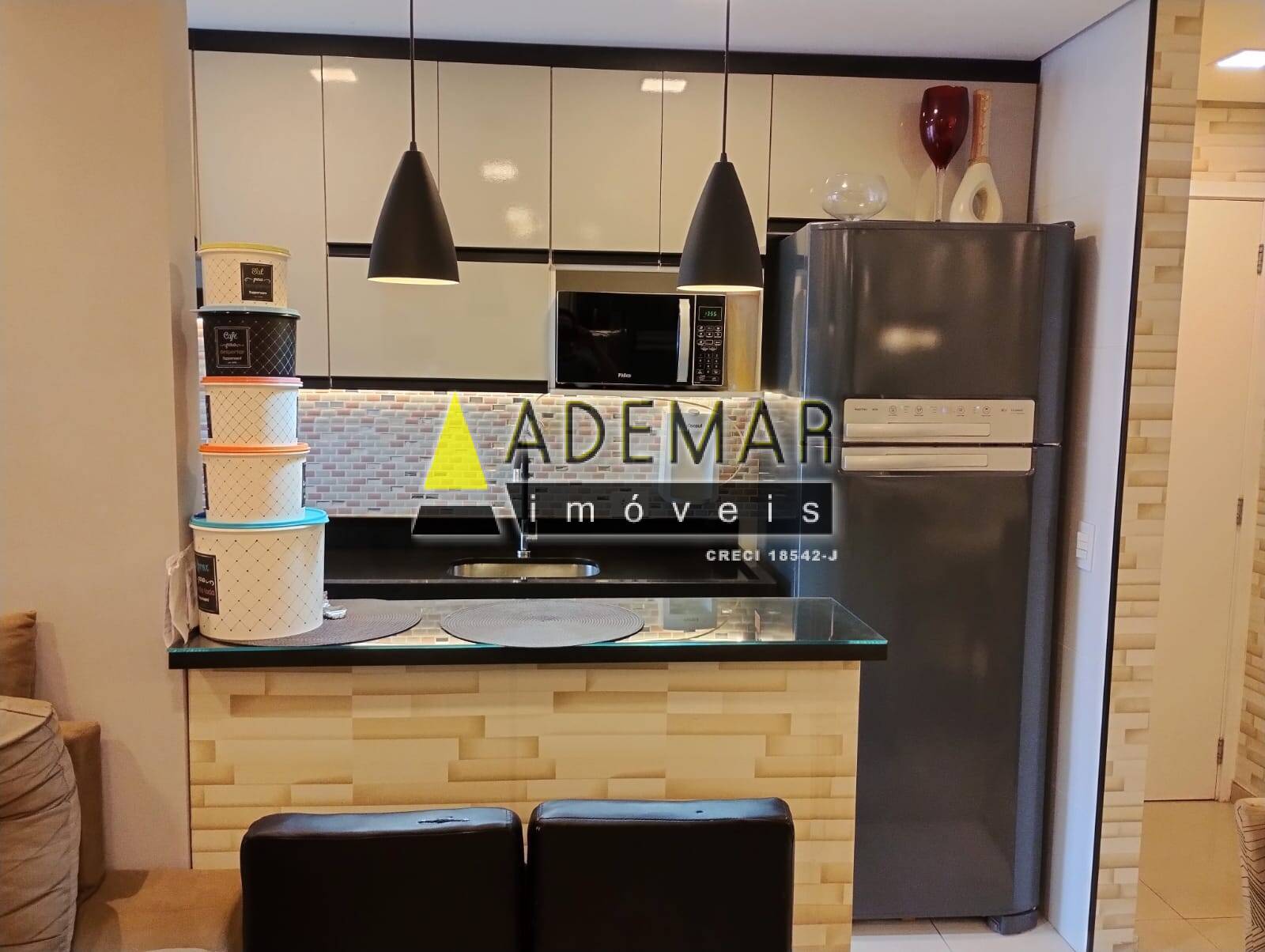 Apartamento à venda com 3 quartos - Foto 4