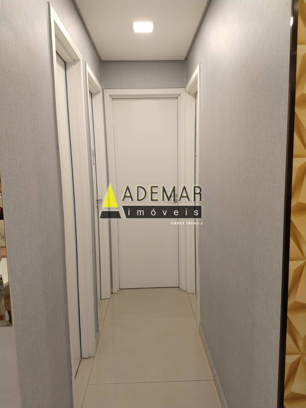Apartamento à venda com 3 quartos - Foto 6