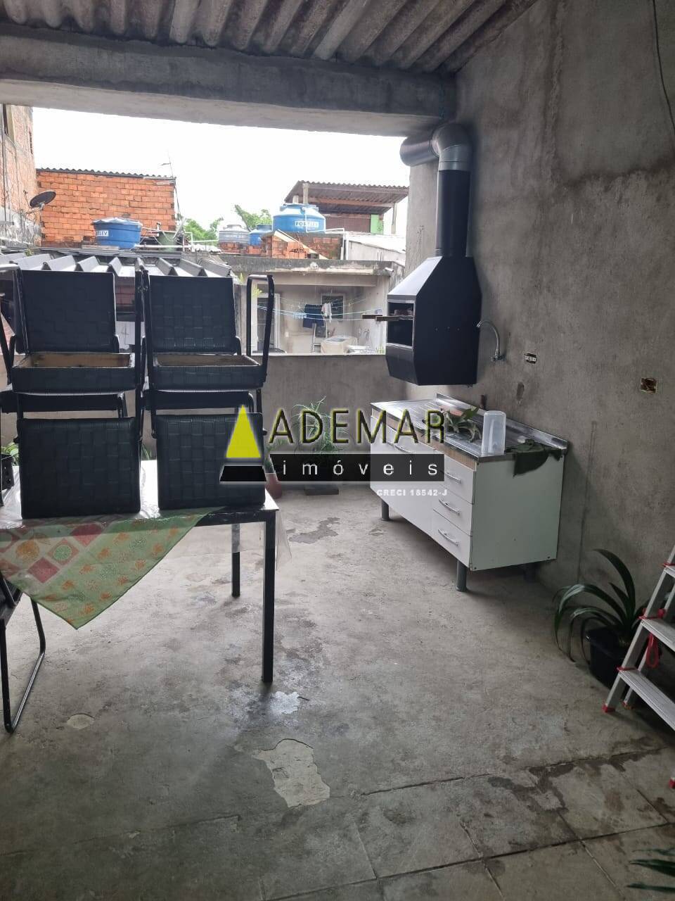 Casa à venda com 3 quartos, 140m² - Foto 5