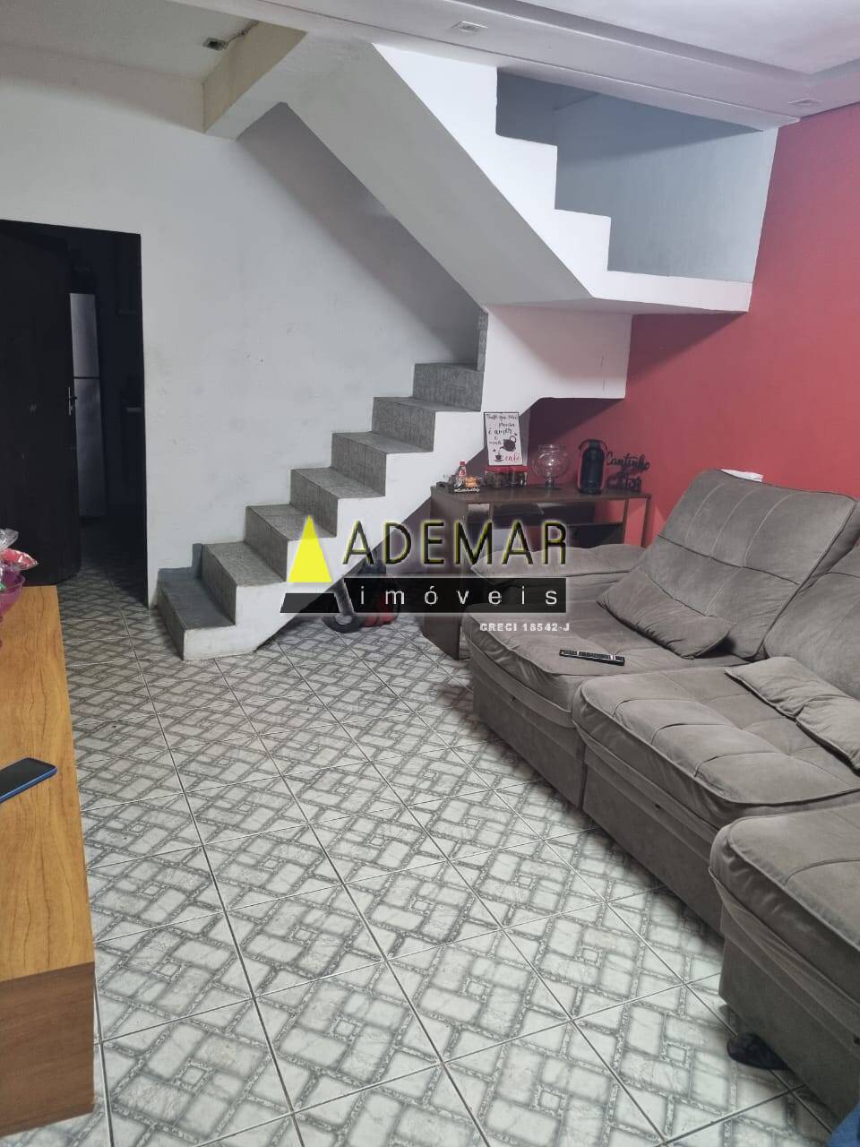 Casa à venda com 3 quartos, 140m² - Foto 4