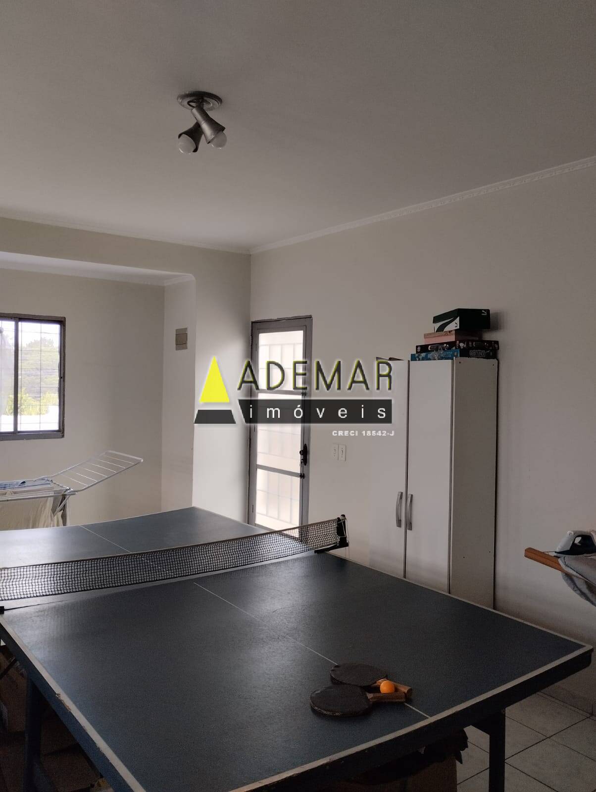 Casa, 3 quartos, 223 m² - Foto 2