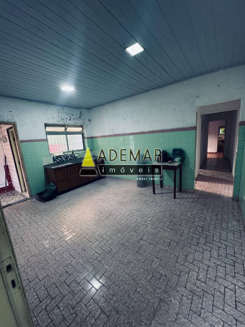 Casa à venda com 4 quartos, 250m² - Foto 10