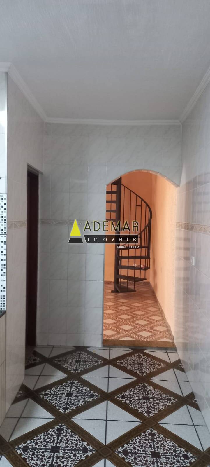 Casa à venda com 3 quartos, 180m² - Foto 7