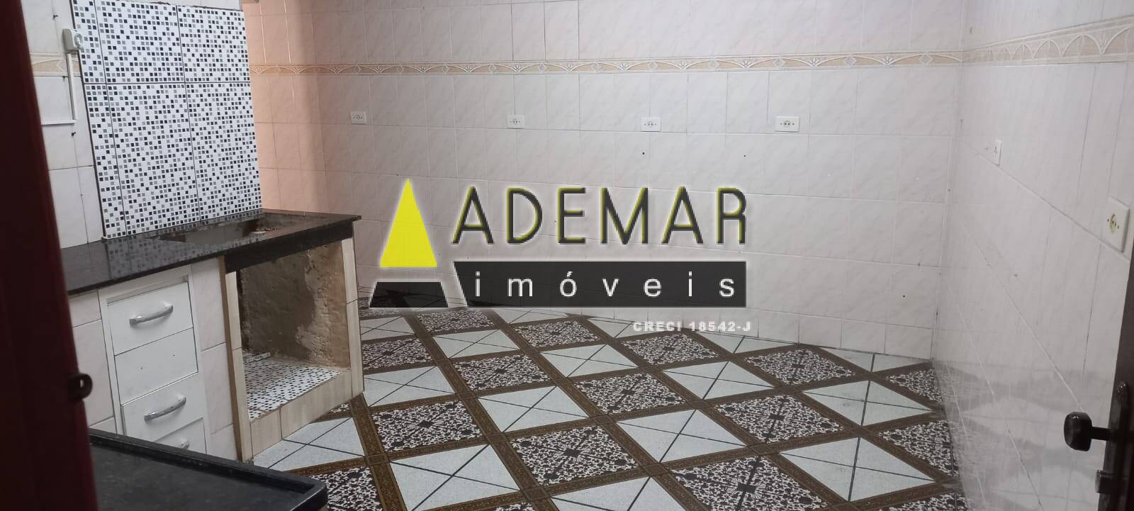 Casa à venda com 3 quartos, 180m² - Foto 13