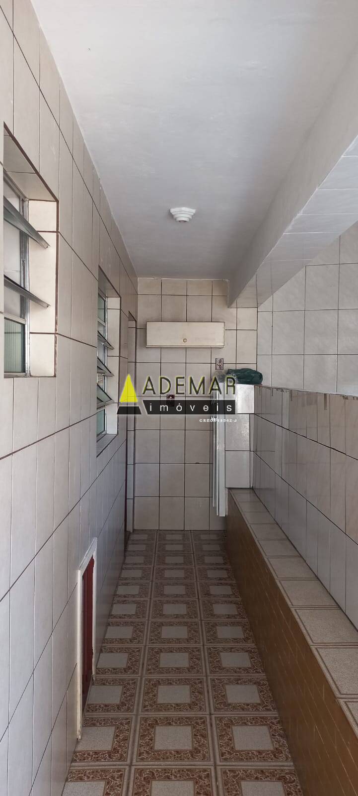 Casa à venda com 3 quartos, 180m² - Foto 23