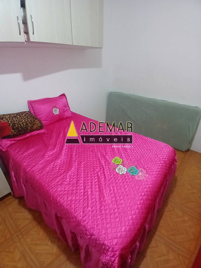 Casa à venda com 4 quartos, 186m² - Foto 4