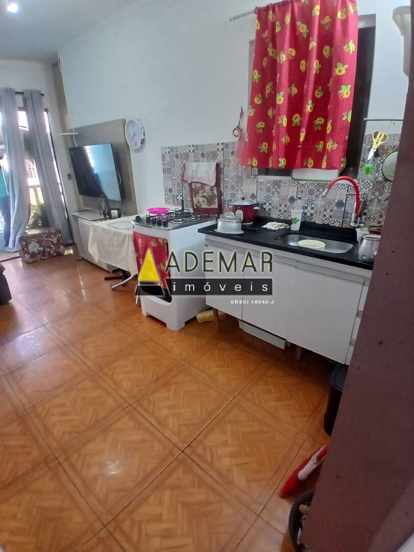 Casa à venda com 4 quartos, 186m² - Foto 6