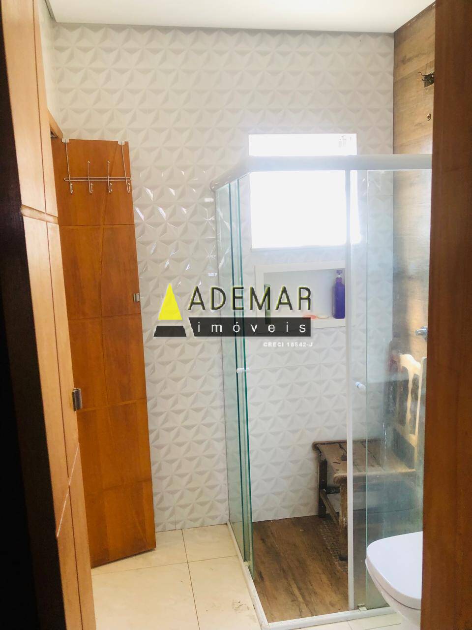 Casa à venda com 4 quartos, 250m² - Foto 7