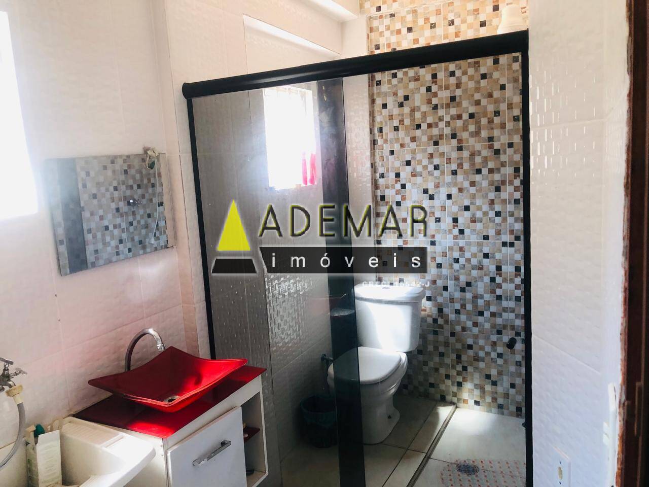 Casa à venda com 4 quartos, 250m² - Foto 18