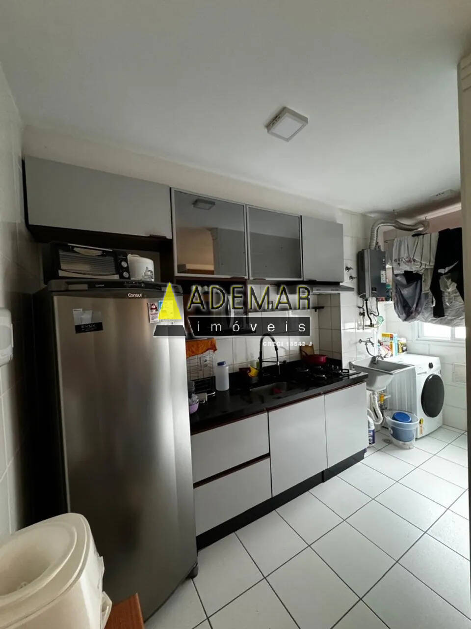 Apartamento à venda com 2 quartos, 45m² - Foto 3