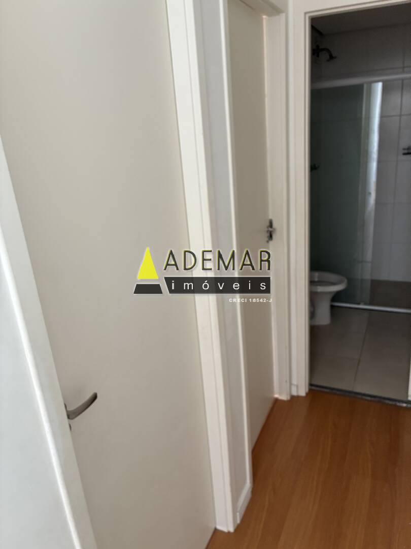 Apartamento para alugar com 2 quartos, 44m² - Foto 4
