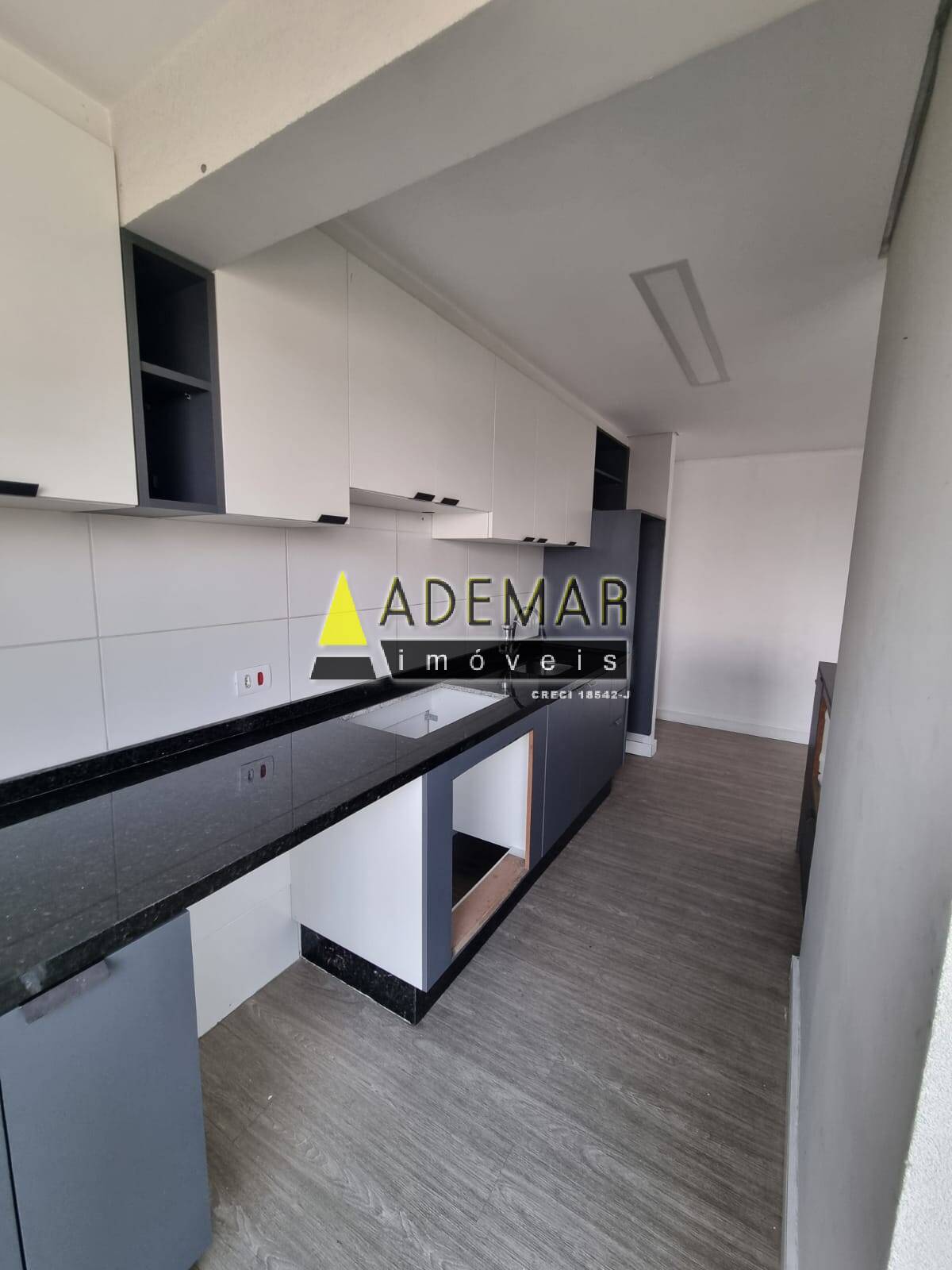 Apartamento à venda e aluguel com 2 quartos, 56m² - Foto 25