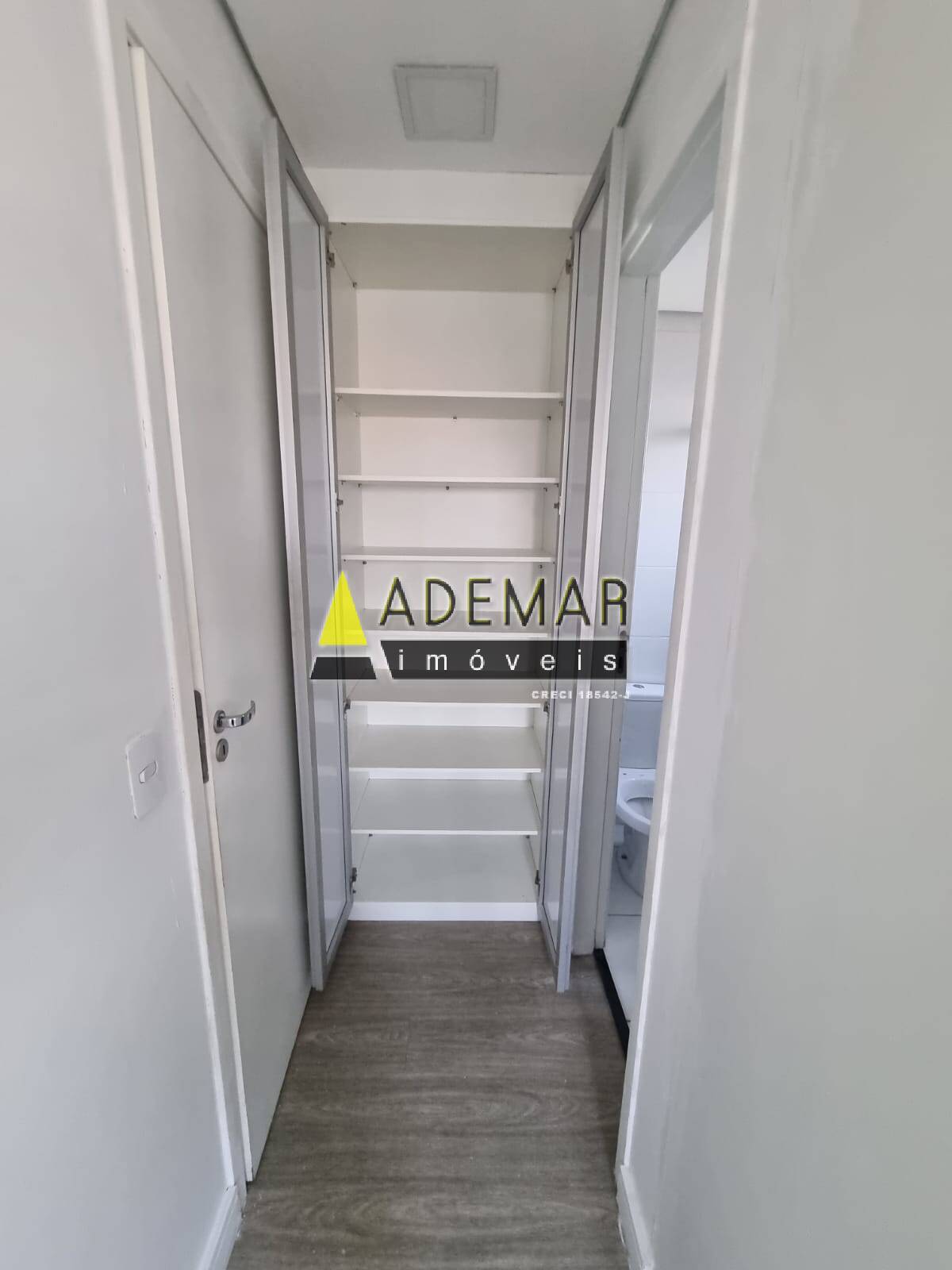 Apartamento à venda e aluguel com 2 quartos, 56m² - Foto 33