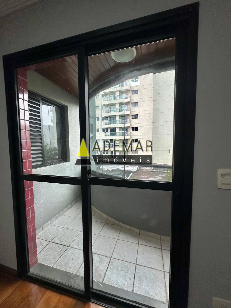 Apartamento à venda e aluguel com 3 quartos, 96m² - Foto 11