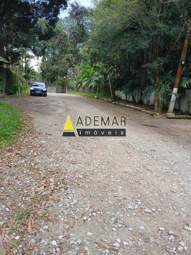 Casa à venda com 8 quartos, 1650m² - Foto 5