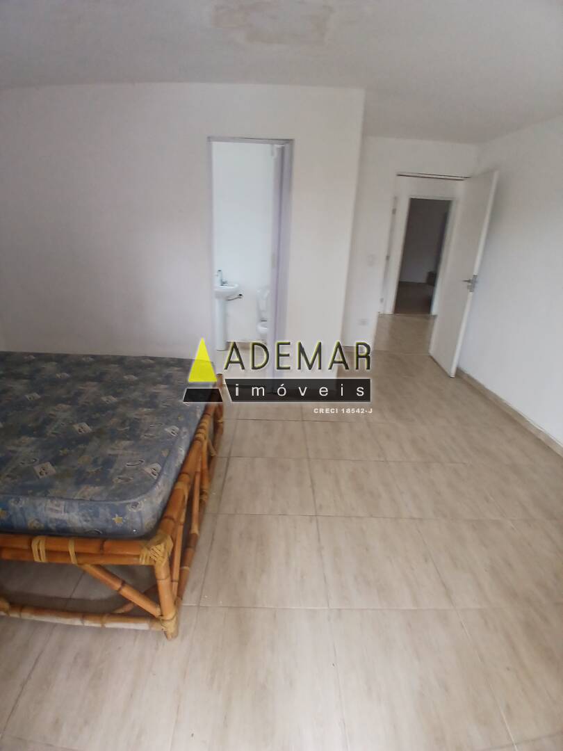 Casa à venda com 8 quartos, 1650m² - Foto 19