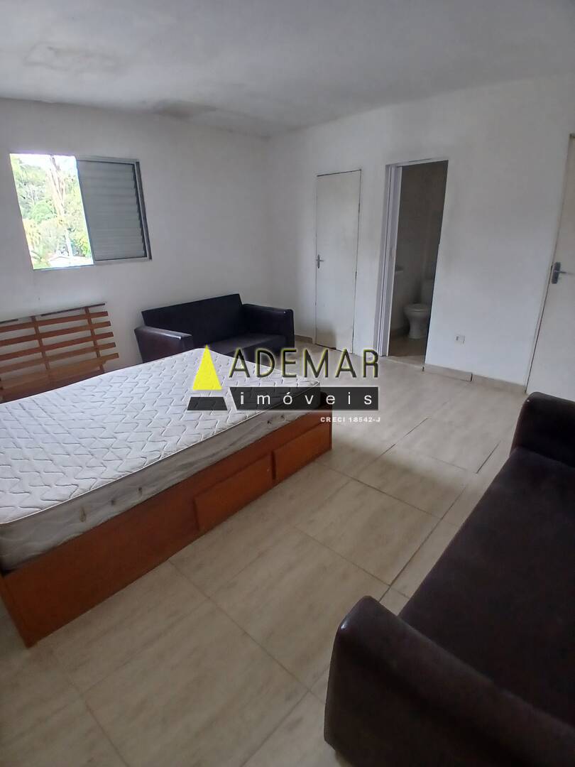 Casa à venda com 8 quartos, 1650m² - Foto 26