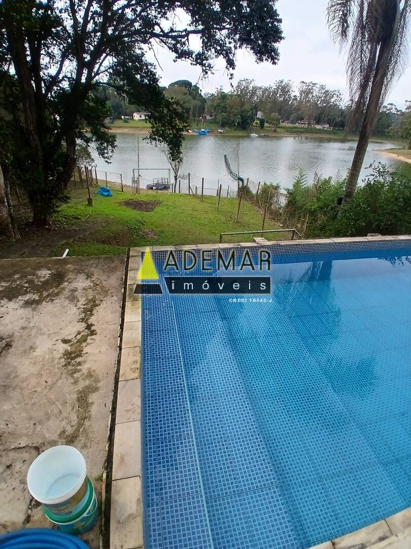 Casa à venda com 8 quartos, 1650m² - Foto 37