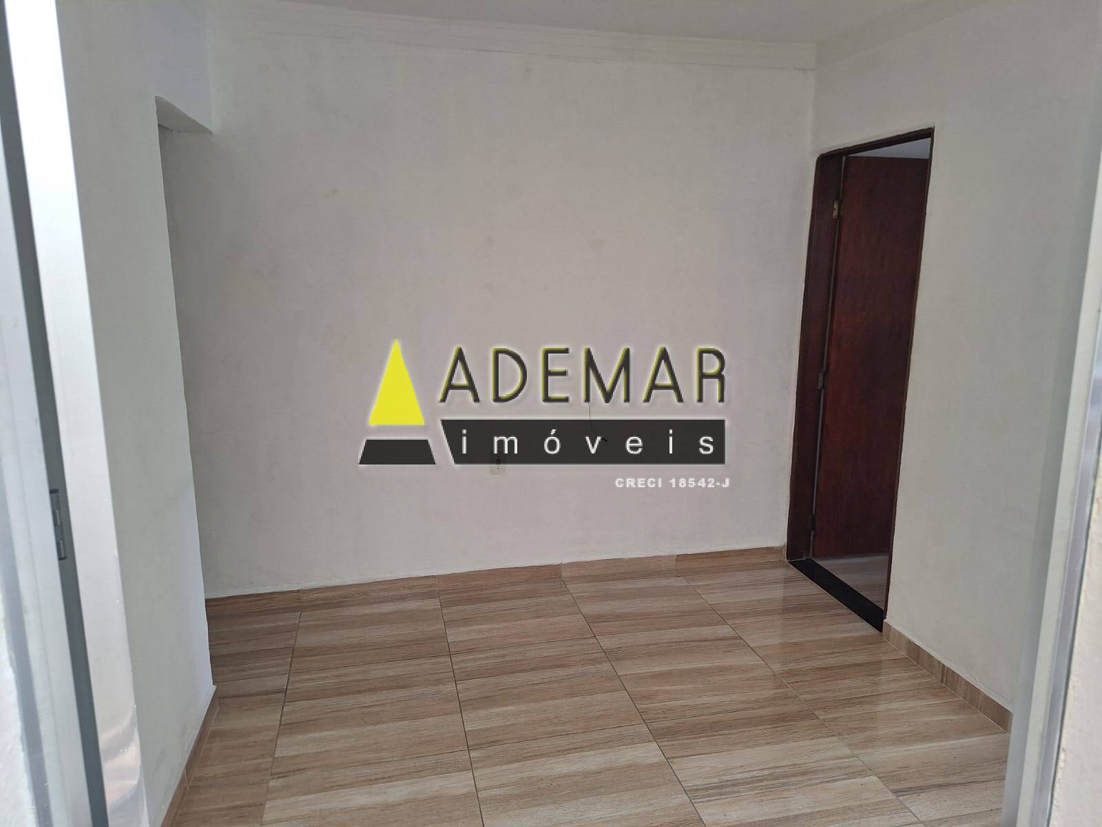 Casa para alugar com 2 quartos, 68m² - Foto 7