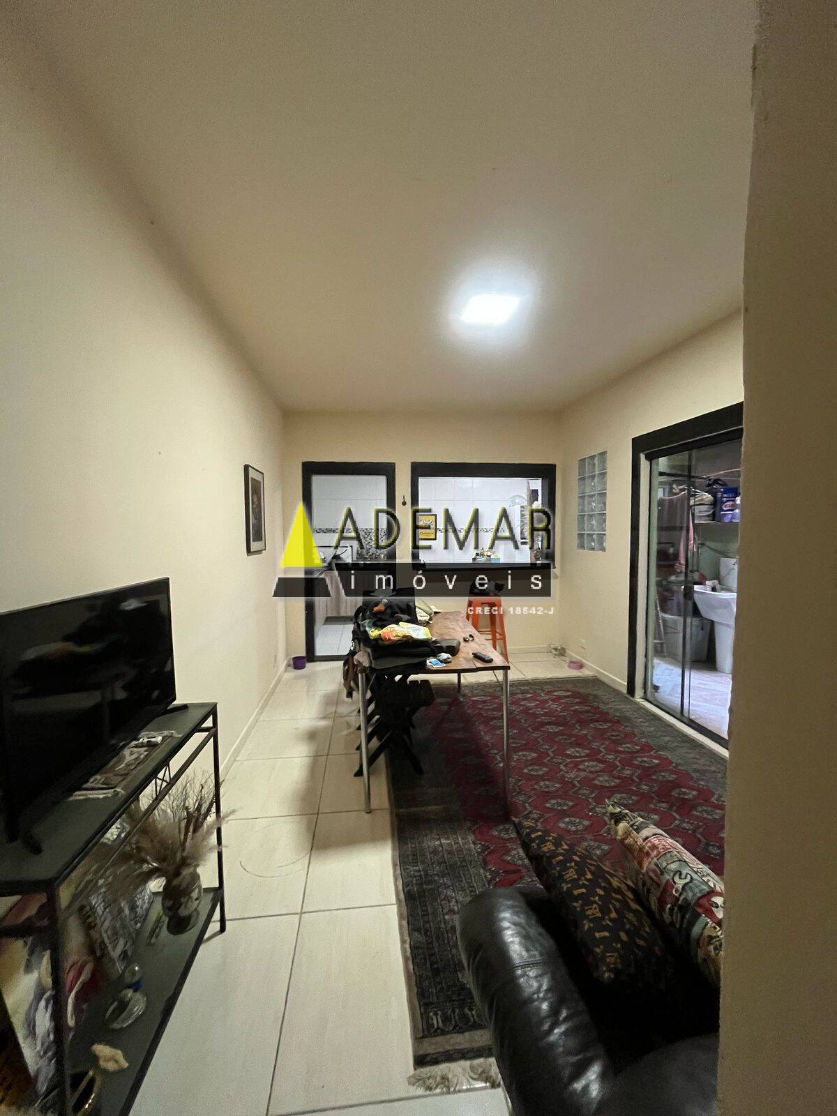 Casa à venda com 5 quartos, 260m² - Foto 2
