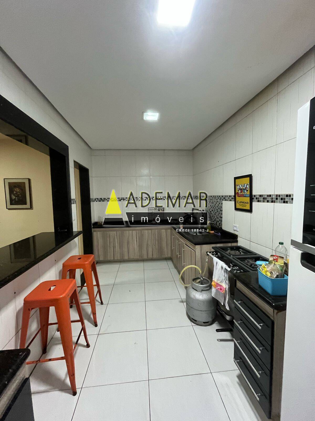 Casa à venda com 5 quartos, 260m² - Foto 5
