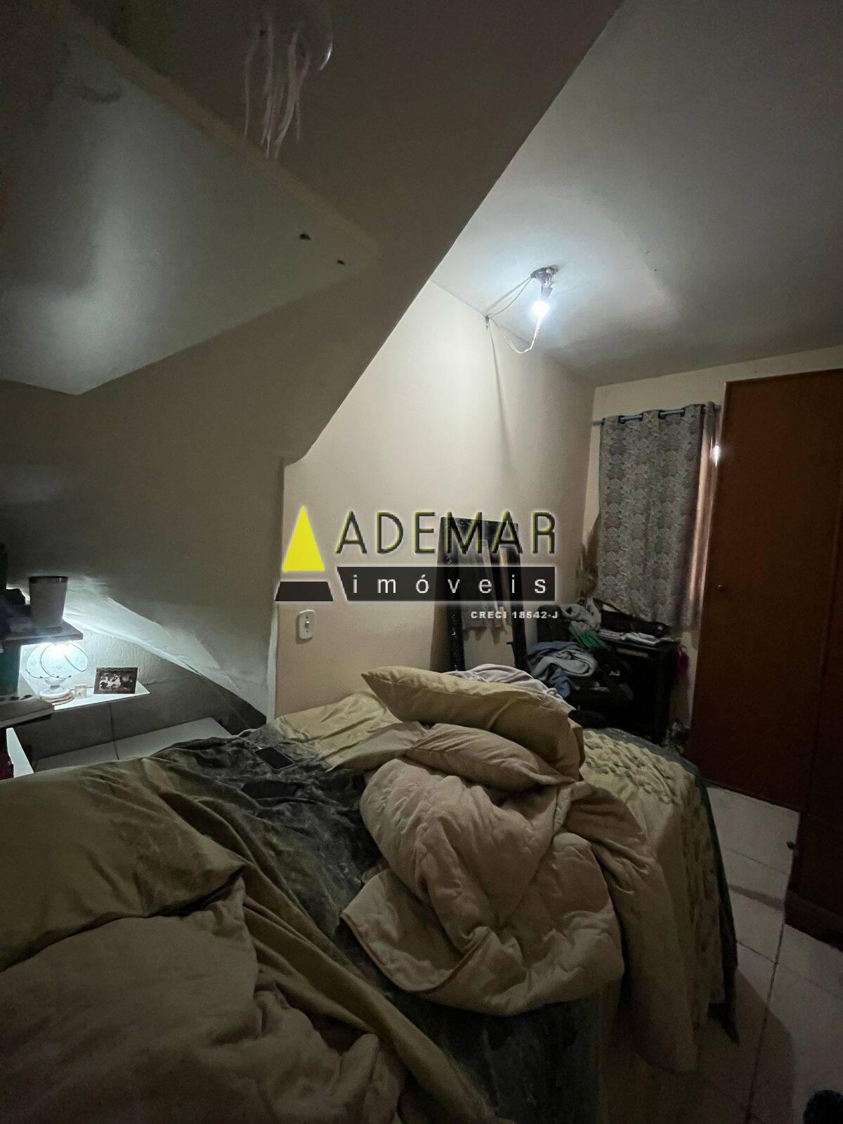 Casa à venda com 5 quartos, 260m² - Foto 3
