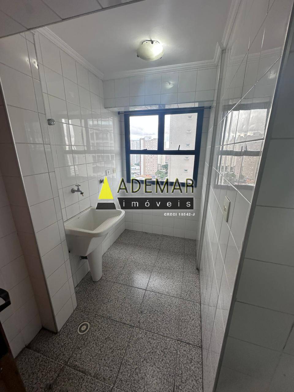 Apartamento para alugar com 3 quartos, 80m² - Foto 10