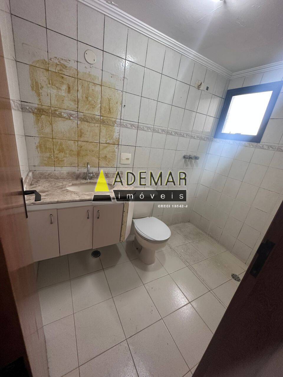 Apartamento para alugar com 3 quartos, 80m² - Foto 11