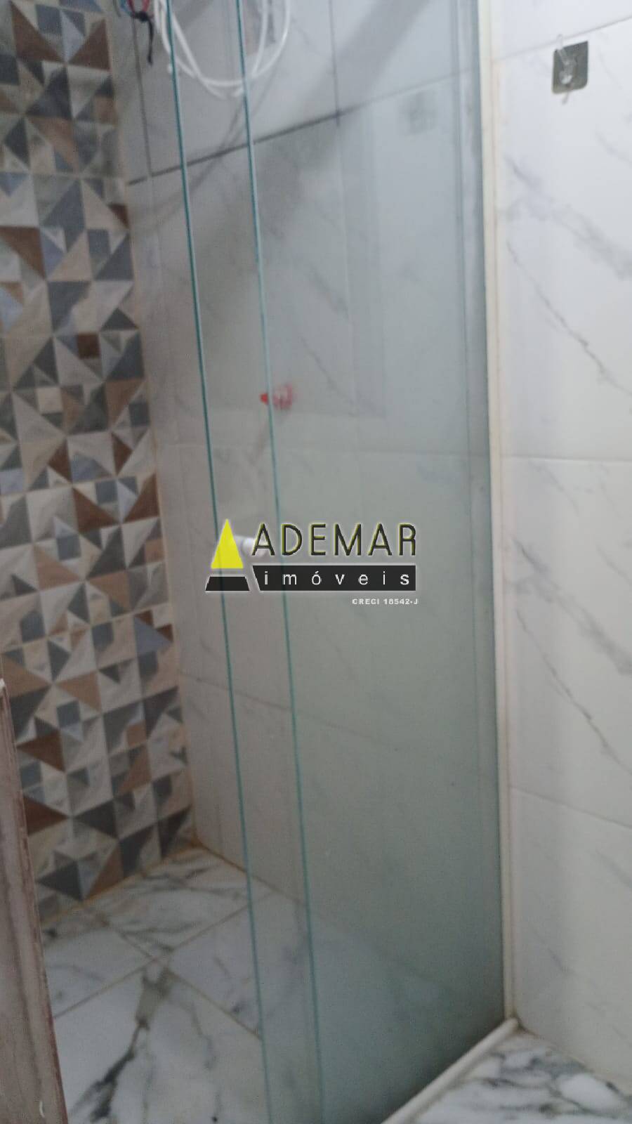 Casa à venda com 4 quartos - Foto 1
