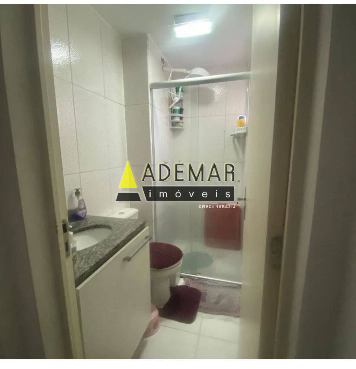 Apartamento à venda com 2 quartos, 50m² - Foto 2