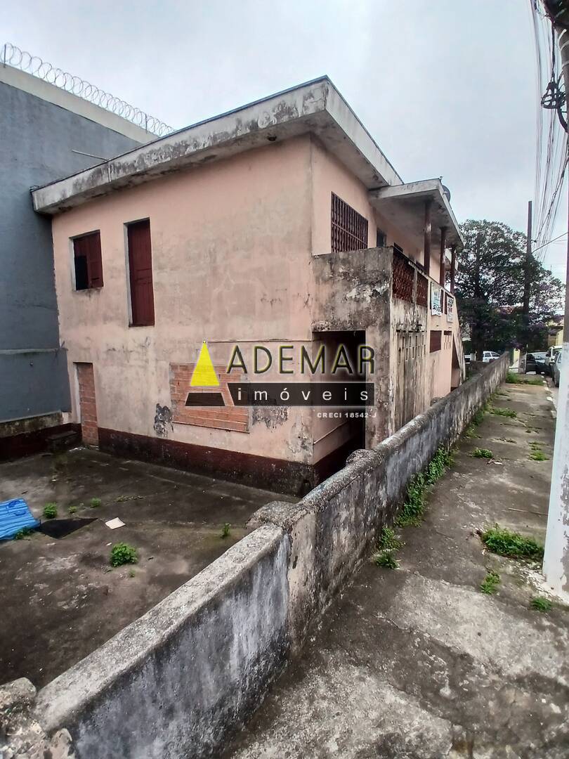 Casa, 4 quartos, 238 m² - Foto 2