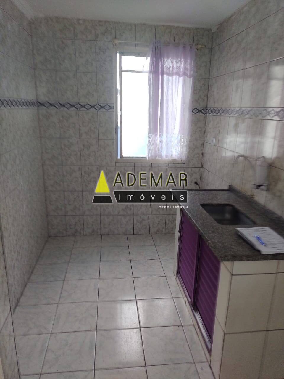 Apartamento à venda com 2 quartos, 47m² - Foto 2