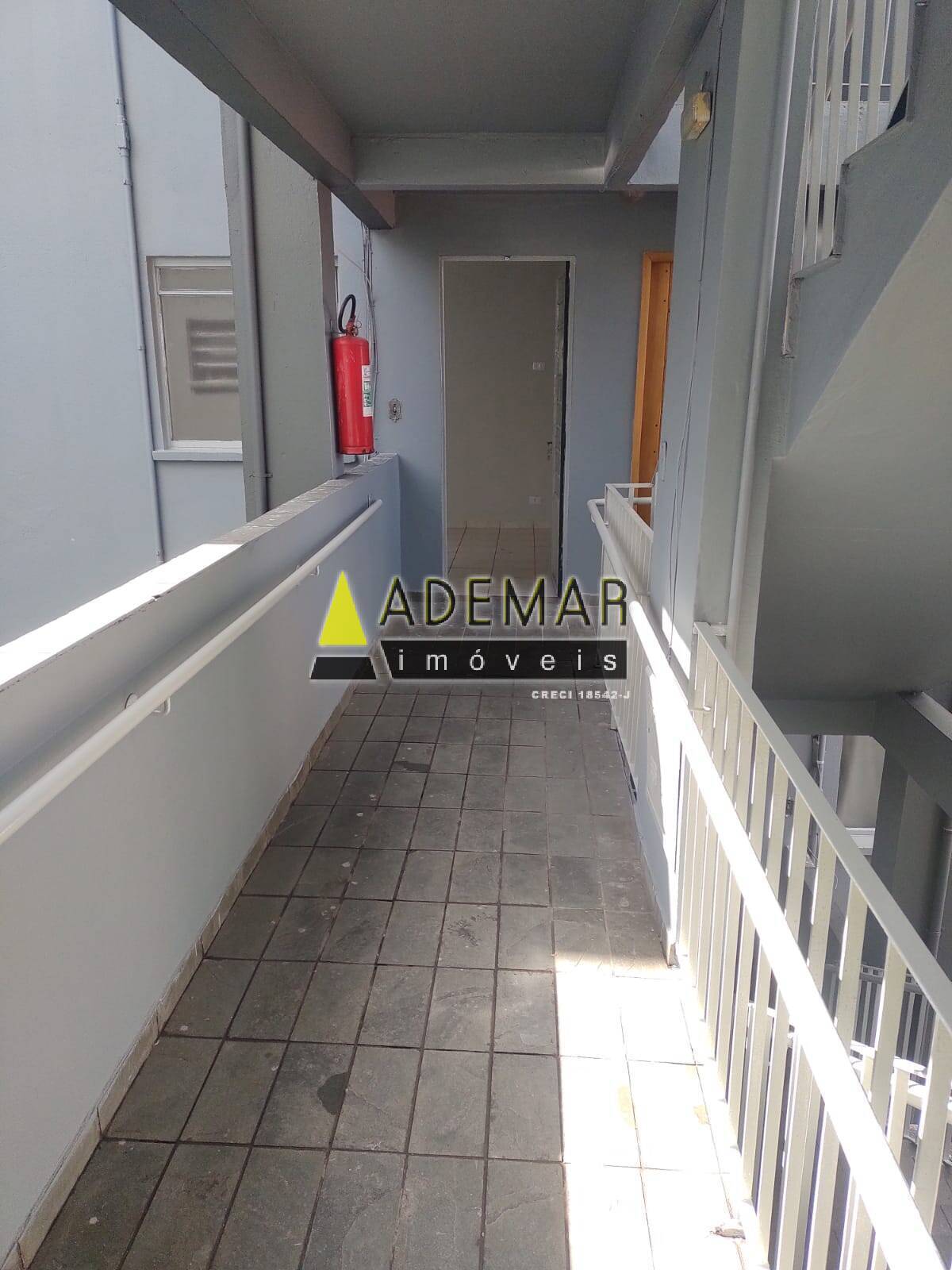 Apartamento à venda com 2 quartos, 47m² - Foto 1