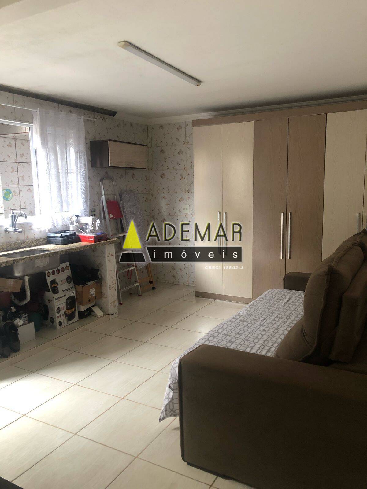 Casa à venda com 3 quartos, 225m² - Foto 9